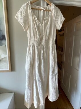 Smocked Waist Cream Midi Dress with Short Sleeves